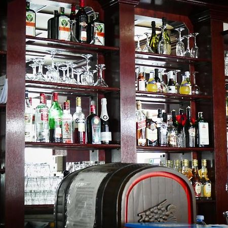 B&B Vila Bela Ruza Sremska Mitrovica Luaran gambar