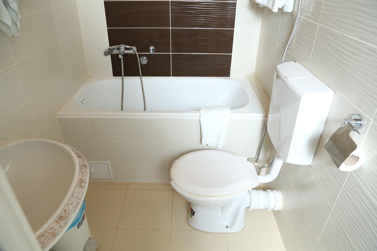B&B Vila Bela Ruza Sremska Mitrovica Luaran gambar