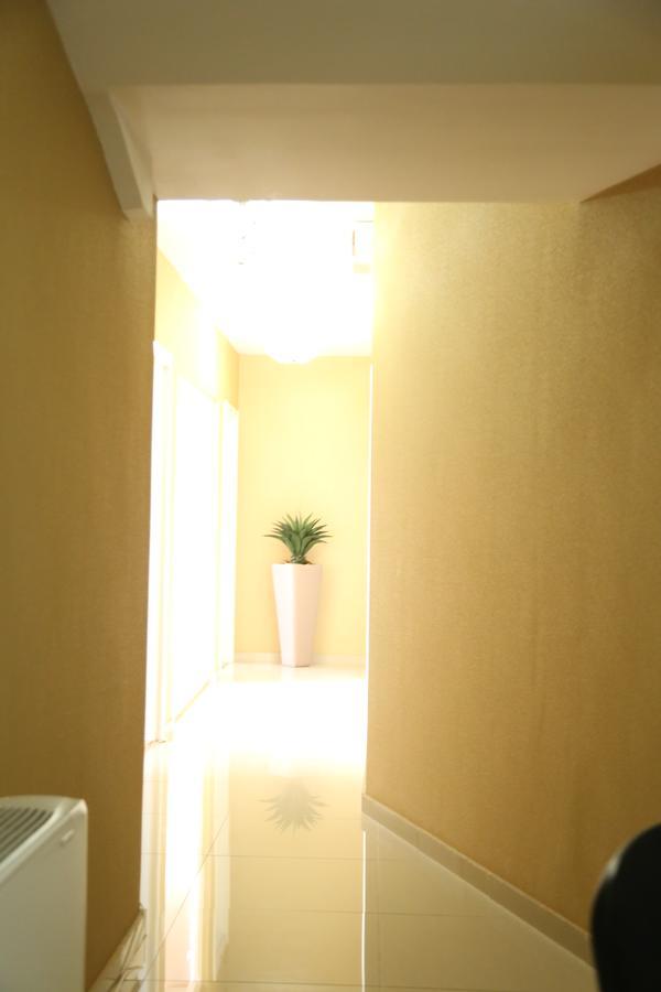 B&B Vila Bela Ruza Sremska Mitrovica Luaran gambar