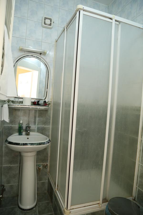 B&B Vila Bela Ruza Sremska Mitrovica Luaran gambar