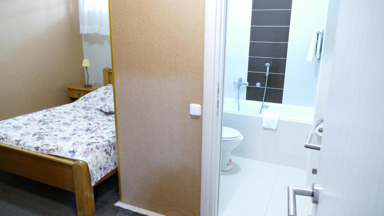 B&B Vila Bela Ruza Sremska Mitrovica Luaran gambar