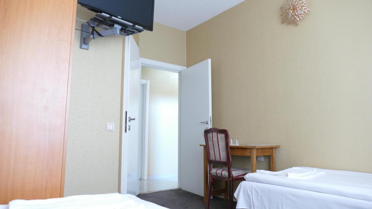 B&B Vila Bela Ruza Sremska Mitrovica Luaran gambar